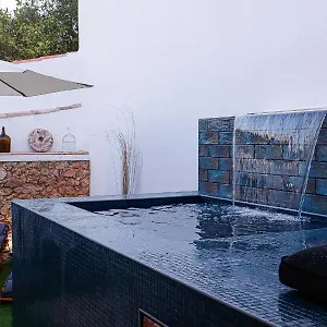 Casa Rustica Em - Karmea Casa de Férias
